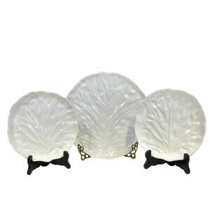 Majolica Portugal White Cabbage 1 Dinner Plate and 2 Salad Plates-Excellent